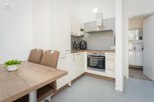 Hostal Bella Vista Apartments