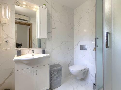Holiday Home Casa Gverino