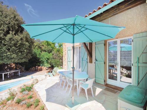 Holiday Home Le Cours K-728