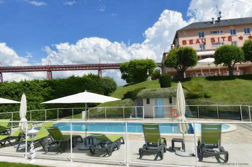Hotel H�tel Beau Site
