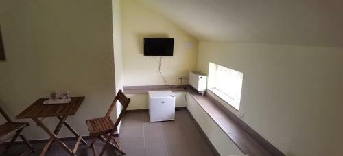 Hostal Pensiune Si Cazare La Mitza