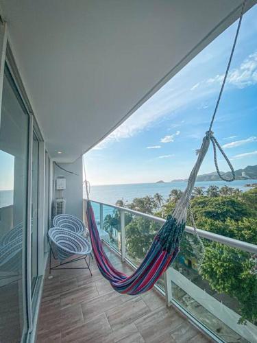 Modern Apartment With Spectacular Sea View.