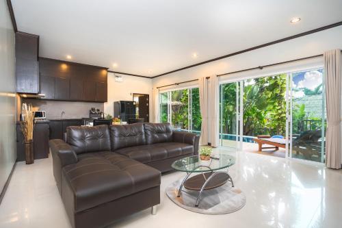 Rawai Nai Harn Grand Villa 303