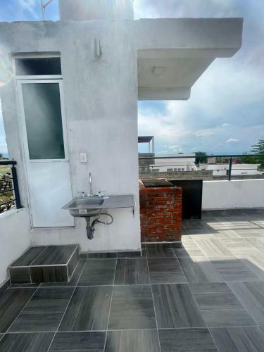 Hermosa Casa Con Alberca Y Vista Al Lago
