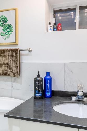 Spacious 2br Apartment With Netflix - Near Trinity Bellwoods Park