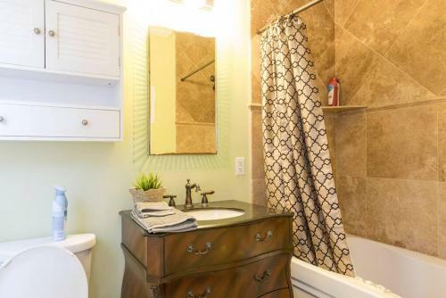 Apartamento 2bd/2ba In Belmont Shores! Close To Everything!