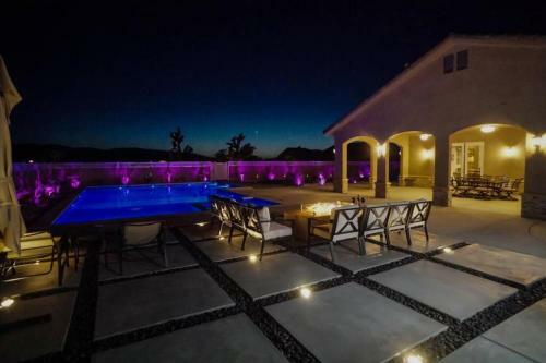 Villa Palmdale Paradise Palace / Special Event Venue