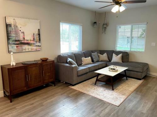 Sacramento Modern Bungalow Close 2 Ucd Med Center