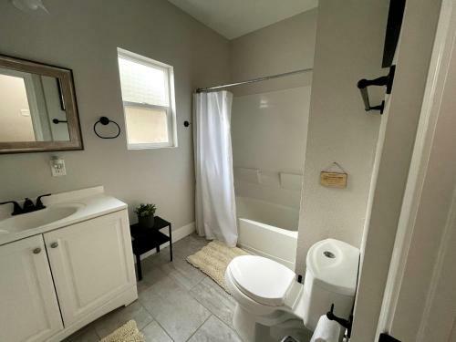 Sacramento Modern Bungalow Close 2 Ucd Med Center