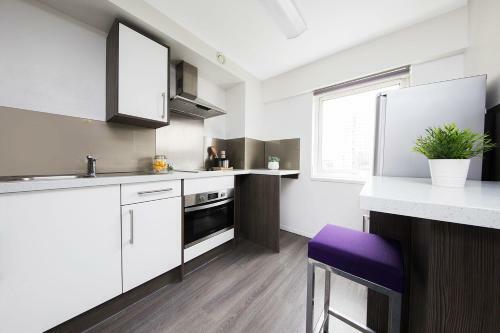 Hostal Modern Rooms & Studios For Students Only, Cardiff - Sk