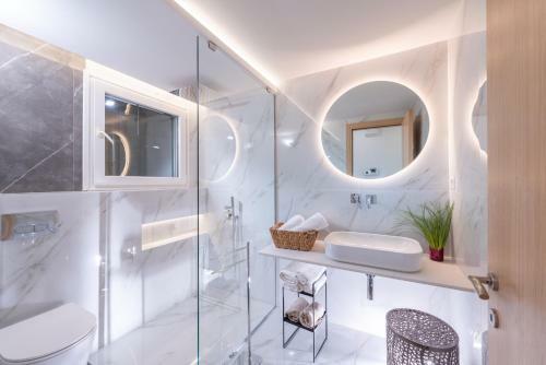 H Experience Seaside Luxury Boutique Apartment