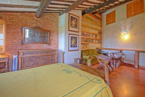 Villa Uccellaia