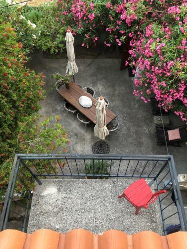 Villa Authentic Vila Nona By Nyc Interior Architect