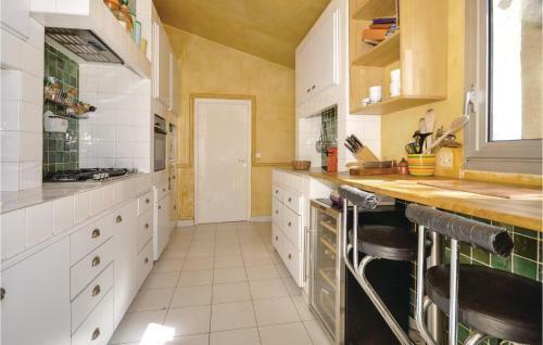 Holiday Home Cabris Bis Chemin Des Val�rianes