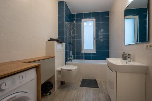 Ultracentral Luxury Apartament