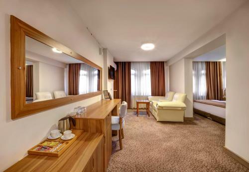 Nevastargate Hotel&spa&restaurant