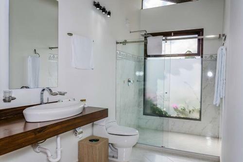 Villa Mansi�n En Guatap� - Colombia