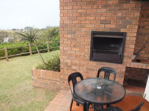 Dolphins Beach Condo - 2bedroom Apartment