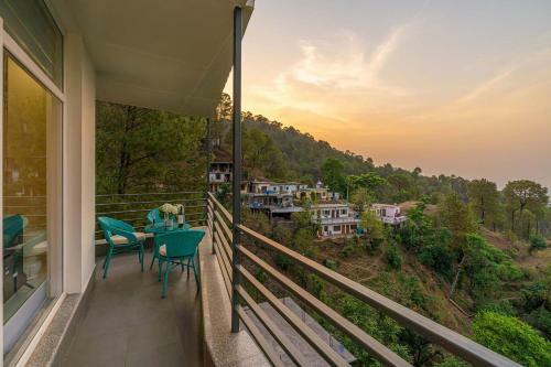 Villa Stayvista At Pristine Pines