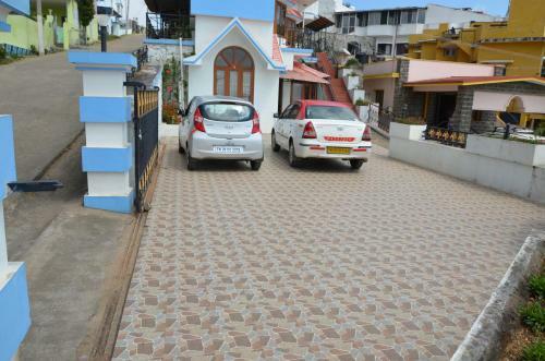 Hostal Akka Cottage (Home Stay)