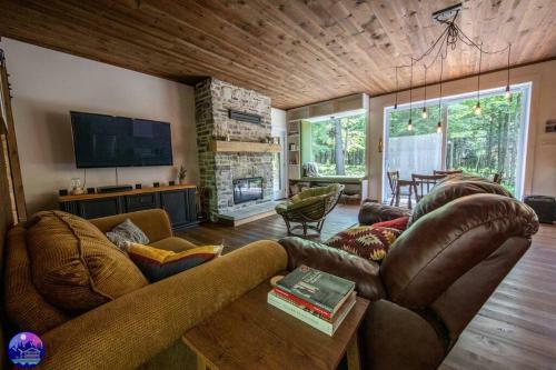 Chalet Deschamps- Spa- Chien Accept�- Nature- Estrie