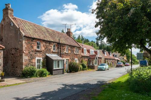 Apartamento Delightful Garden Upper Villa In Oldhamstocks