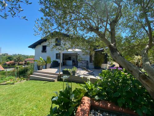 Biarritz, Villa Standing 8 Couchages, Grand Jardin