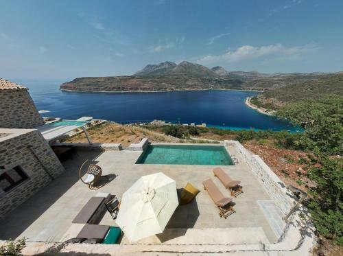 Athina-apea Villas
