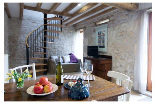 Domaine De La Grange Aux D�mes