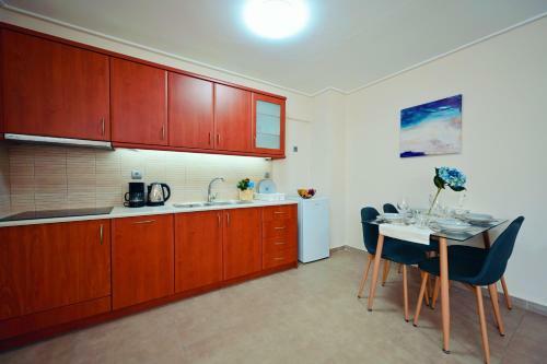 Hostal New Times Seafront Hotel Apartments Melissi