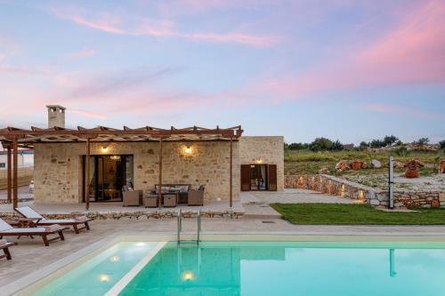 Villa Unique Stonebuilt Rural Retreat With Private Pool!