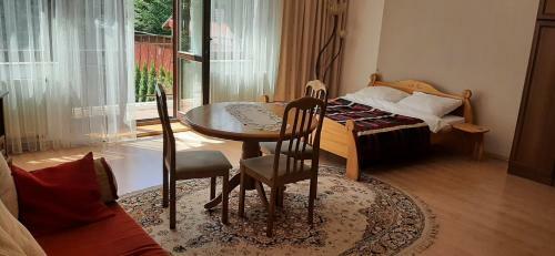 Hostal Le?ny Zak?tek