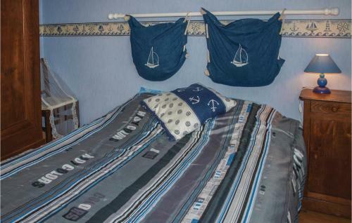 Holiday Home Plurien H-666