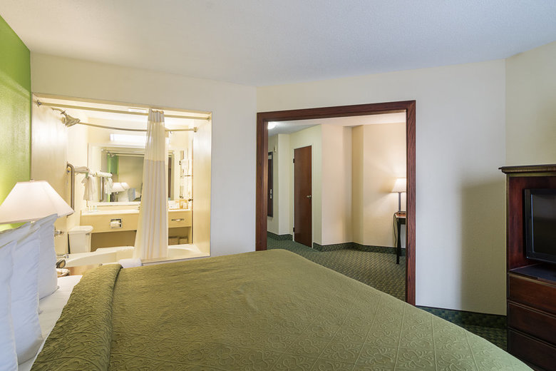 Hotel Quality Inn And Suites Harvey