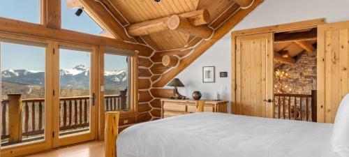 Campbell Peak Retreat By Exceptional Stays