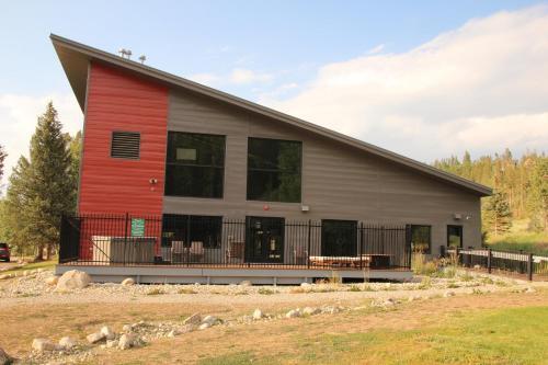 247 Hi Country Dr #11-4