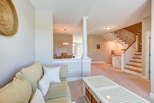 Grande At Canal Pointe 37287 Trent Ct