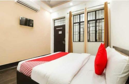 Hotel Oyo 90180 Jk Guest House