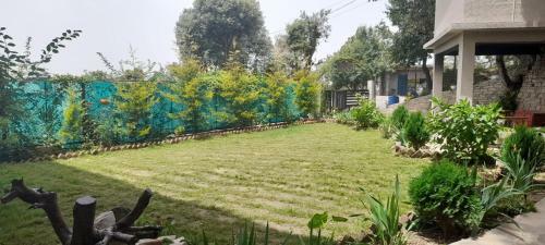 Cliffside Manor, Satkhol, Mukteshwar By Earthaa Escapes