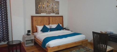 Cliffside Manor, Satkhol, Mukteshwar By Earthaa Escapes