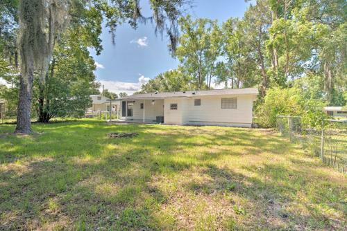 Newly Renovated Crystal River Home With Yard!