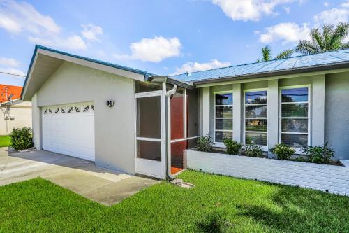 Grand Retreat In Cape Coral