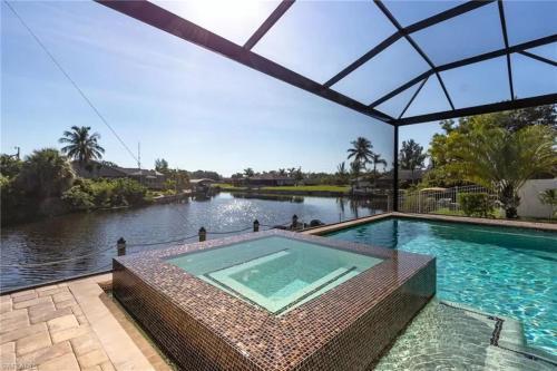 Quiet Cape Coral Retreat