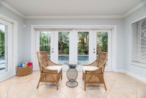 Luxurious Fort Lauderdale Pool Home