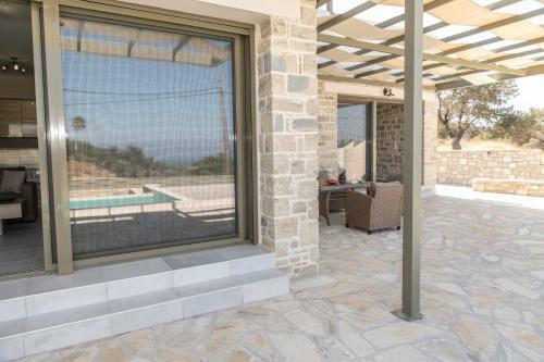Aeonios Luxury Villa