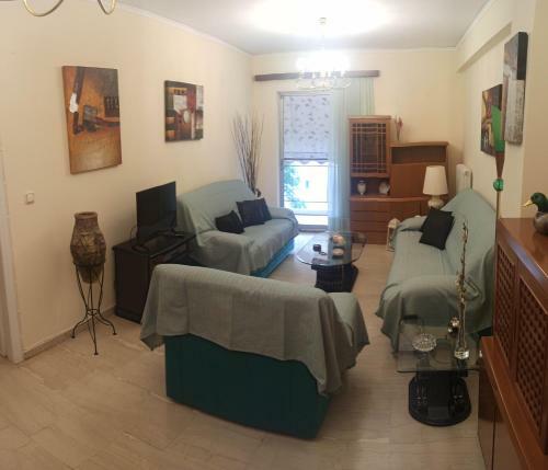 Comfortable Apartment 100m From The Sea