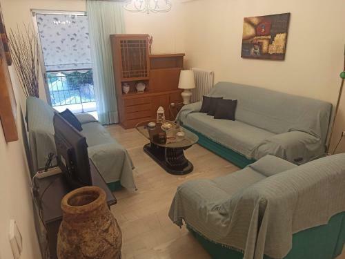 Comfortable Apartment 100m From The Sea