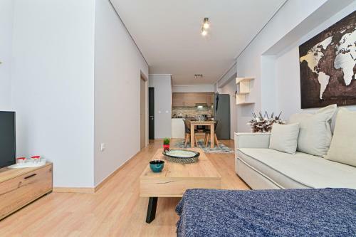 Stunning Apartment Located Close To Piraeus Port (?2)