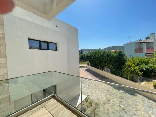 Villa Dahlia By The Sea