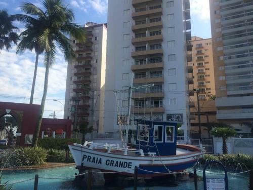 Apartamento Deixe Seu Carro Na Garagem E Curta Tudo A P�